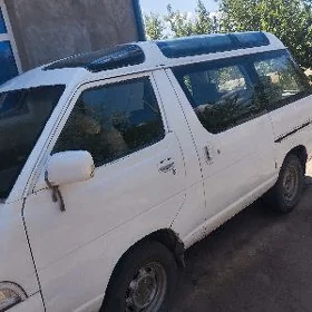 Toyota Town Ace 1999