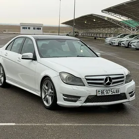 Mercedes-Benz C350 2010