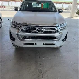 Toyota Hilux 2026