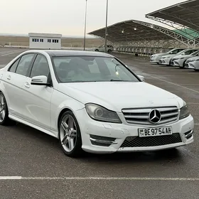 Mercedes-Benz C350 2010