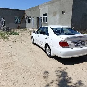 Toyota Camry 2005