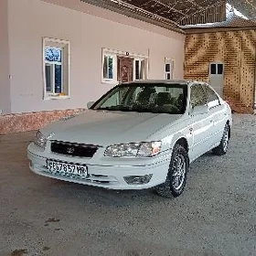 Toyota Camry 2000