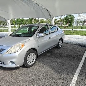 Nissan Versa 2011