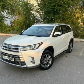 Toyota Highlander 2017