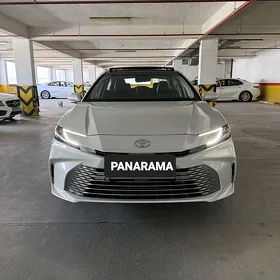 Toyota Camry 2025