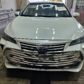 Toyota Avalon Hybrid 2020