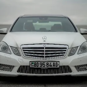 Mercedes-Benz E-Class 2011