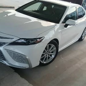 Toyota Camry 2022