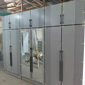 Mebel taze