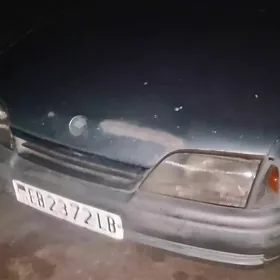 Opel Omega 1987