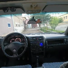 Opel Vectra 1989