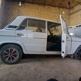Lada 2106 1986