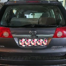 Toyota Sienna 2008