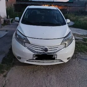 Nissan Versa Note 2013