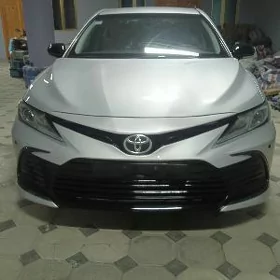 Toyota Camry 2023
