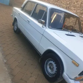 Lada 2106 1982