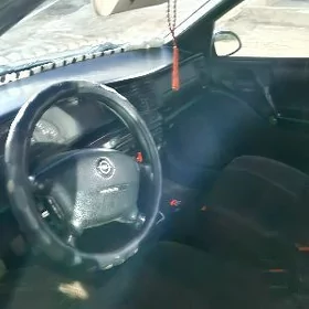 Opel Vectra 1997