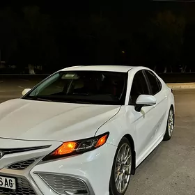Toyota Camry 2022