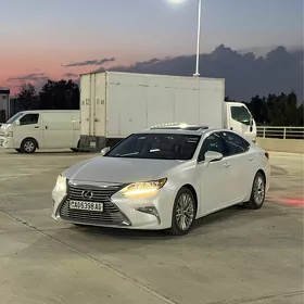 Lexus ES 2016
