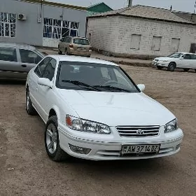 Toyota Camry 1999