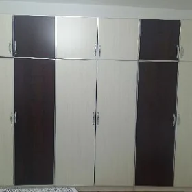 şkaf