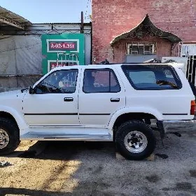 Toyota 4Runner 1995