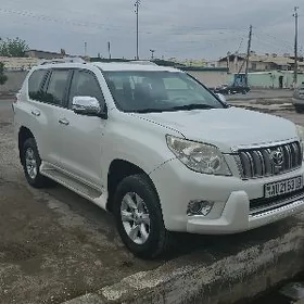 Toyota Land Cruiser Prado 2012
