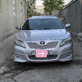 Toyota Camry 2011