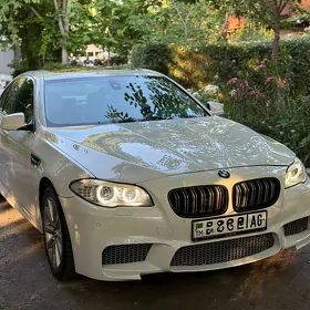 BMW F10 M5 2010
