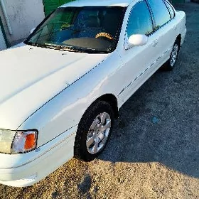 Toyota Avalon 1999
