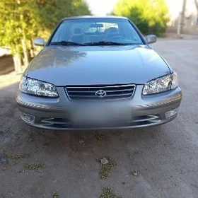 Toyota Camry 1998