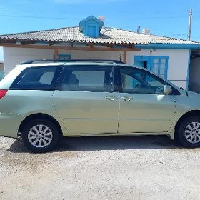 Toyota Sienna 2009