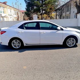Toyota Corolla 2015
