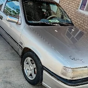 Opel Vectra 1990