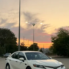 Toyota Camry 2022