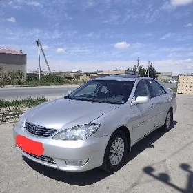 Toyota Camry 2005
