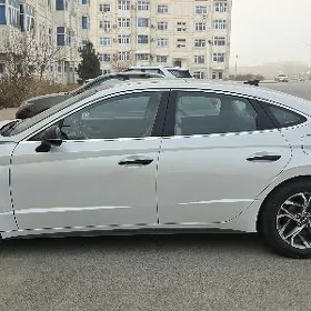 Hyundai Sonata 2022