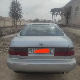 Toyota Corona 1996