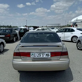 Toyota Camry 2000