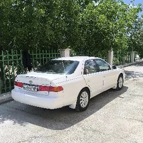 Toyota Camry 2000