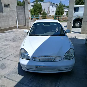 Daewoo Nubira 2001
