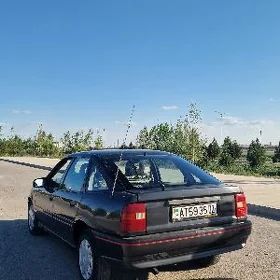 Opel Vectra 1989