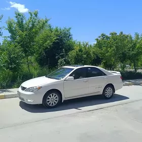 Toyota Camry 2003
