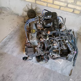 Ford mator 4.0 prastoý