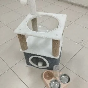 pişik üçin domik we miska
