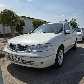 Nissan Sunny 2008