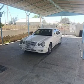 Mercedes-Benz 230E 2002