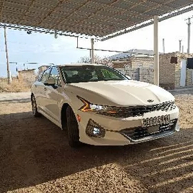 Kia K5 2021