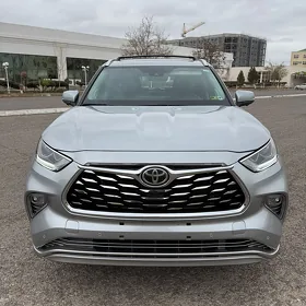 Toyota Highlander 2024