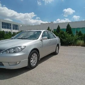 Toyota Camry 2003